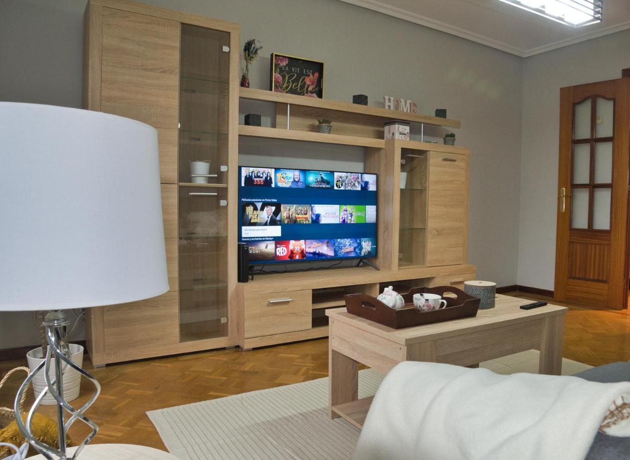 La Villa De Lore, Piso Completo Apto 6 Personas Con Garaje Avilés Buitenkant foto