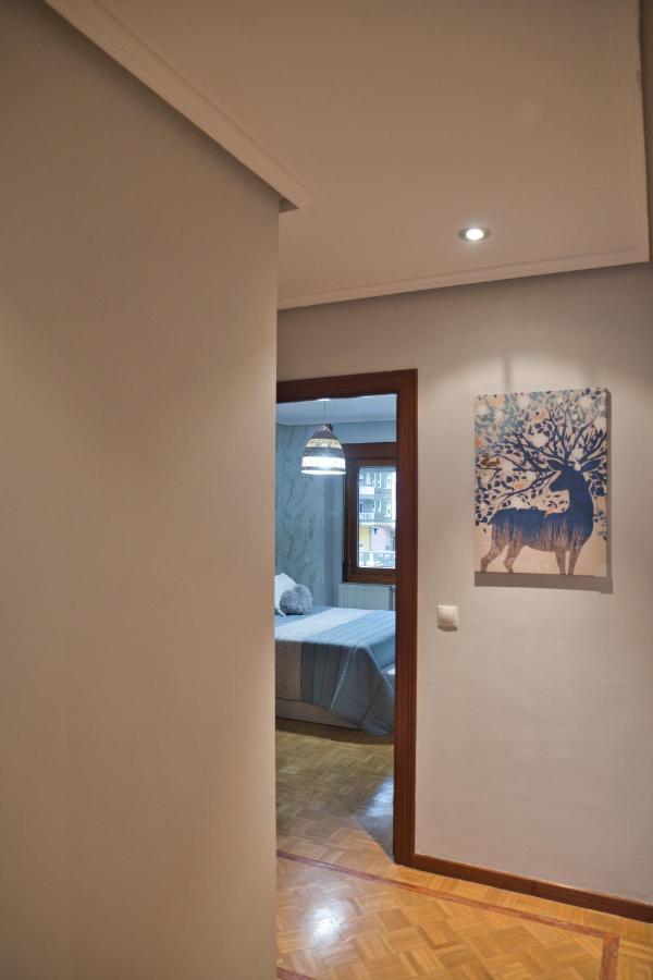 La Villa De Lore, Piso Completo Apto 6 Personas Con Garaje Avilés Buitenkant foto